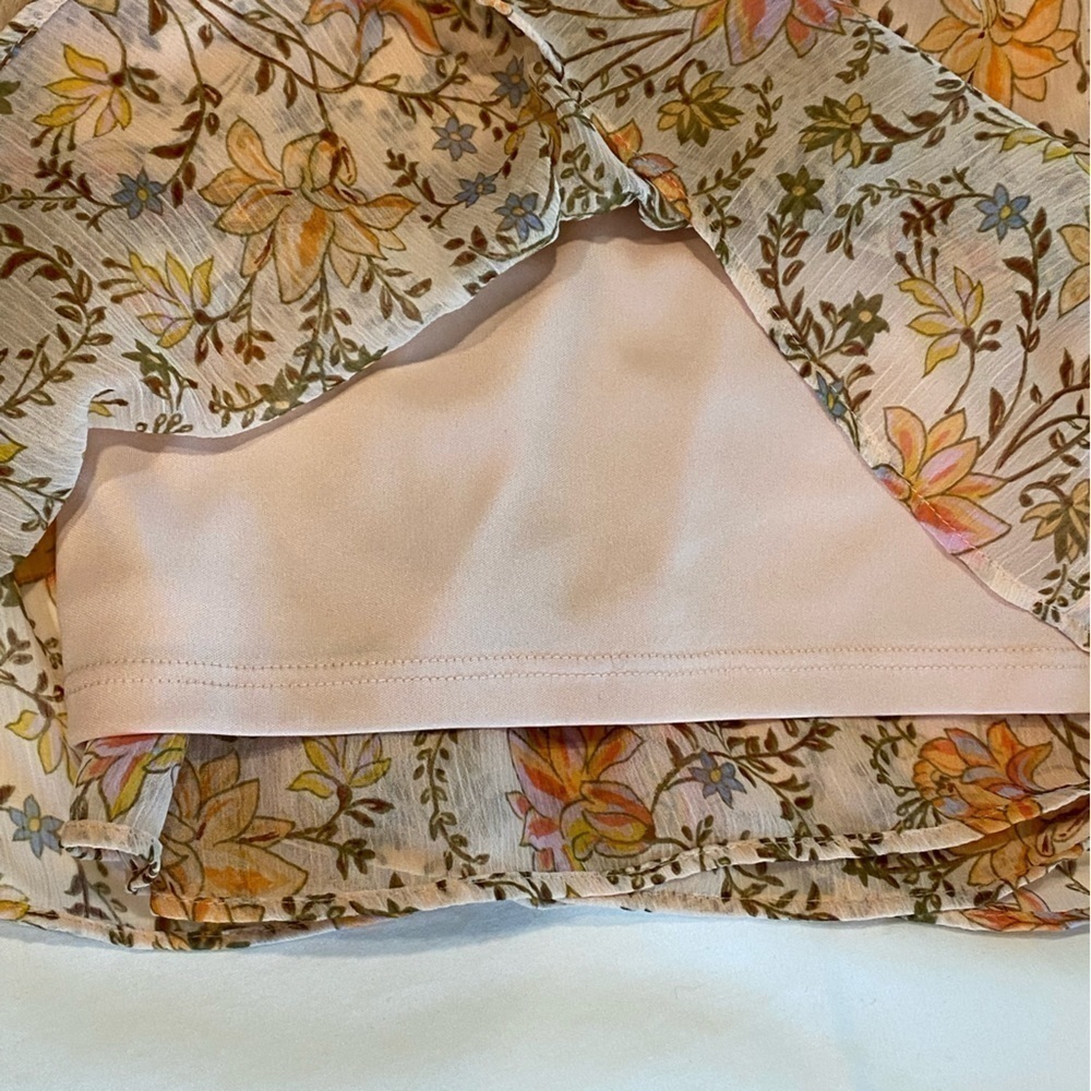 LC Lauren Conrad Soft Peachy Colored Floral Print Skirt Size M - Picture 7 of 10